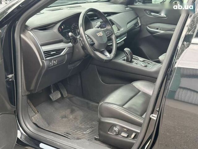 Кадиллак XT4, объемом двигателя 2 л и пробегом 55 тыс. км за 21990 $, фото 14 на Automoto.ua