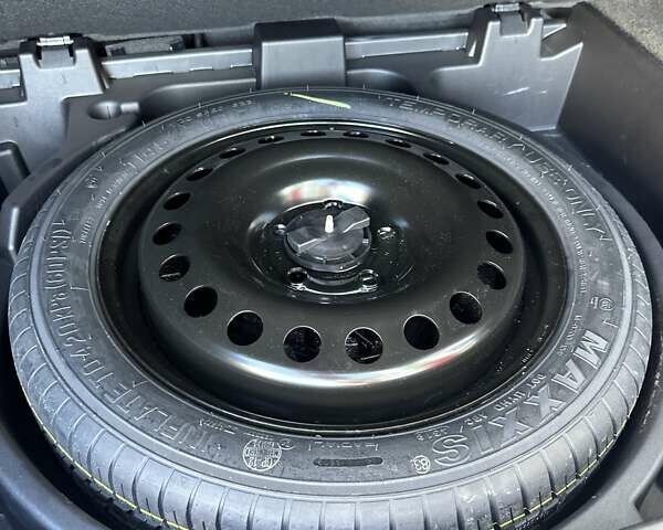 Серый Кадиллак XT4, объемом двигателя 2 л и пробегом 103 тыс. км за 18888 $, фото 21 на Automoto.ua