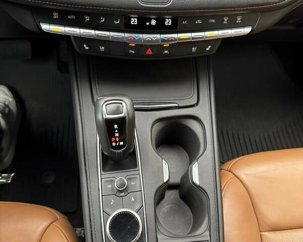 Синий Кадиллак XT4, объемом двигателя 2 л и пробегом 93 тыс. км за 20700 $, фото 17 на Automoto.ua