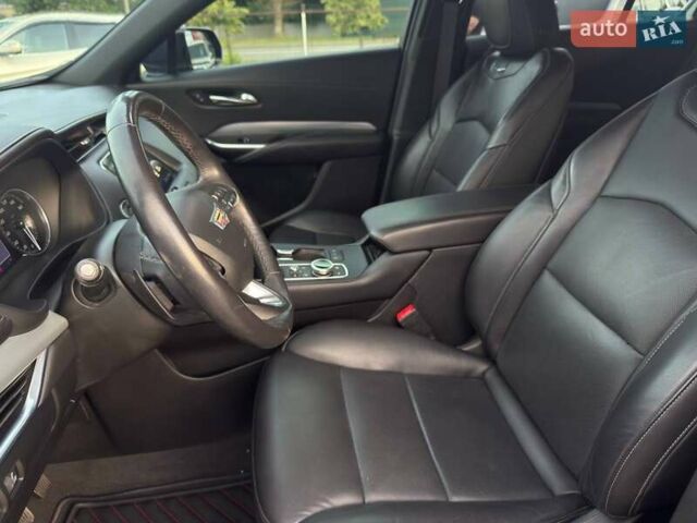 Синий Кадиллак XT4, объемом двигателя 2 л и пробегом 86 тыс. км за 23500 $, фото 18 на Automoto.ua