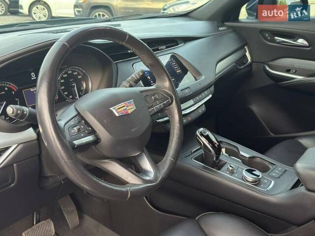 Синий Кадиллак XT4, объемом двигателя 2 л и пробегом 86 тыс. км за 23500 $, фото 17 на Automoto.ua