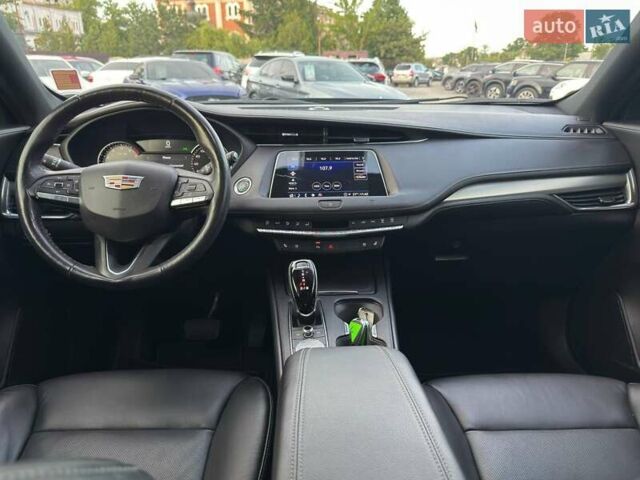 Синий Кадиллак XT4, объемом двигателя 2 л и пробегом 86 тыс. км за 23500 $, фото 13 на Automoto.ua