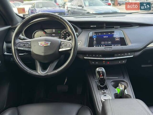 Синий Кадиллак XT4, объемом двигателя 2 л и пробегом 86 тыс. км за 23500 $, фото 14 на Automoto.ua