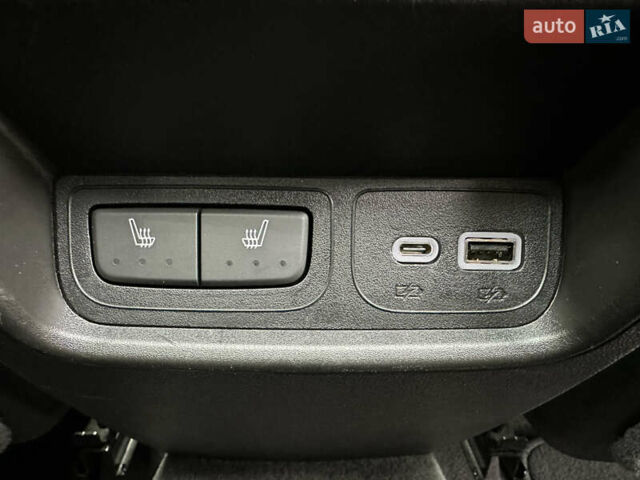 Синий Кадиллак XT4, объемом двигателя 2 л и пробегом 47 тыс. км за 26999 $, фото 14 на Automoto.ua