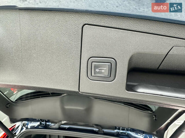 Синий Кадиллак XT4, объемом двигателя 2 л и пробегом 47 тыс. км за 26999 $, фото 39 на Automoto.ua