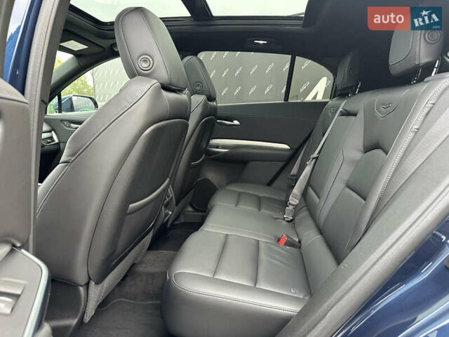 Синий Кадиллак XT4, объемом двигателя 2 л и пробегом 47 тыс. км за 26999 $, фото 30 на Automoto.ua