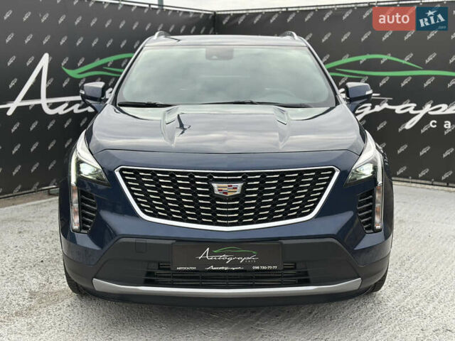 Синий Кадиллак XT4, объемом двигателя 2 л и пробегом 47 тыс. км за 26999 $, фото 2 на Automoto.ua