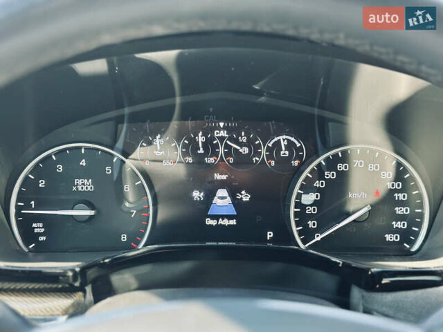 Белый Кадиллак XT5, объемом двигателя 3.64 л и пробегом 97 тыс. км за 20600 $, фото 14 на Automoto.ua