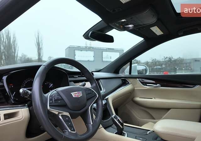 Белый Кадиллак XT5, объемом двигателя 3.65 л и пробегом 100 тыс. км за 20990 $, фото 16 на Automoto.ua
