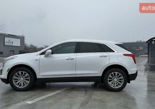 Белый Кадиллак XT5, объемом двигателя 3.65 л и пробегом 100 тыс. км за 20990 $, фото 2 на Automoto.ua