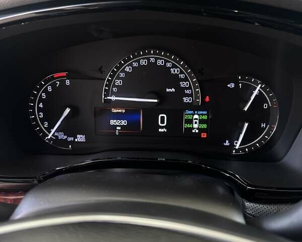 Белый Кадиллак XT5, объемом двигателя 3.65 л и пробегом 85 тыс. км за 17500 $, фото 5 на Automoto.ua