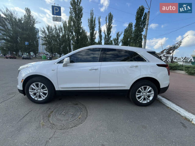 Белый Кадиллак XT5, объемом двигателя 2 л и пробегом 89 тыс. км за 24500 $, фото 8 на Automoto.ua