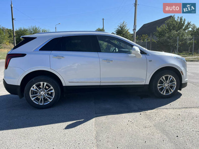 Белый Кадиллак XT5, объемом двигателя 3.6 л и пробегом 209 тыс. км за 26000 $, фото 11 на Automoto.ua