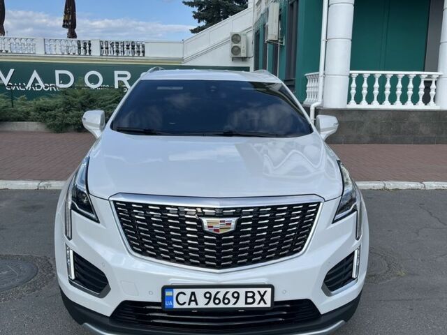 Білий Каділак XT5, об'ємом двигуна 2 л та пробігом 89 тис. км за 24500 $, фото 2 на Automoto.ua