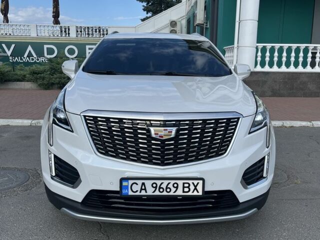 Білий Каділак XT5, об'ємом двигуна 2 л та пробігом 89 тис. км за 24500 $, фото 6 на Automoto.ua