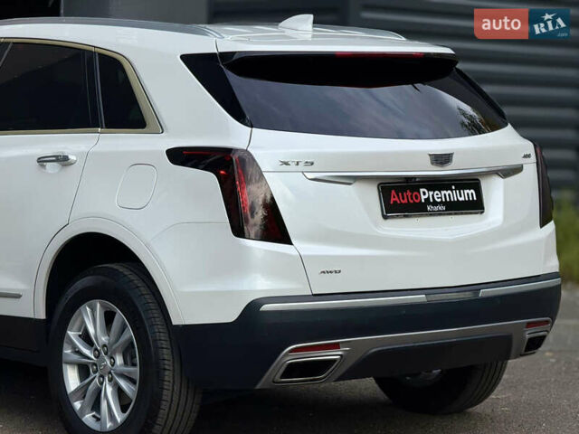 Белый Кадиллак XT5, объемом двигателя 3.6 л и пробегом 25 тыс. км за 23500 $, фото 8 на Automoto.ua