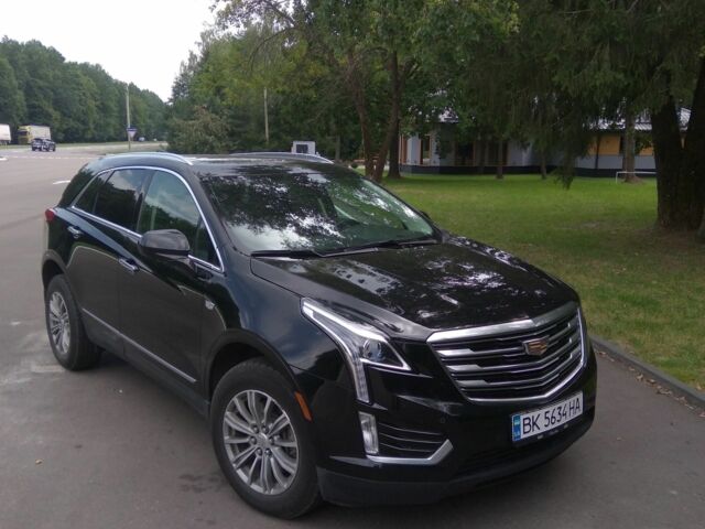 Черный Кадиллак XT5, объемом двигателя 3.6 л и пробегом 41 тыс. км за 27300 $, фото 2 на Automoto.ua