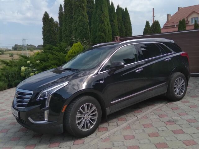 Черный Кадиллак XT5, объемом двигателя 3.6 л и пробегом 41 тыс. км за 27300 $, фото 5 на Automoto.ua