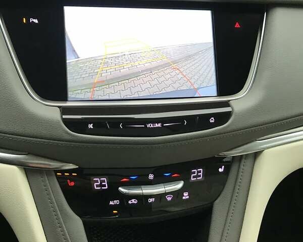 Черный Кадиллак XT5, объемом двигателя 3.65 л и пробегом 118 тыс. км за 18700 $, фото 16 на Automoto.ua