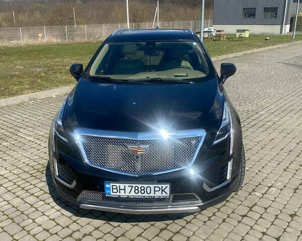 Чорний Каділак XT5, об'ємом двигуна 3.65 л та пробігом 134 тис. км за 30000 $, фото 3 на Automoto.ua