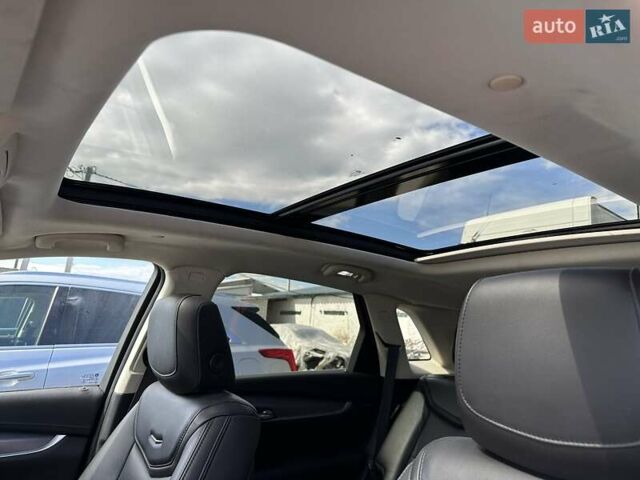 Черный Кадиллак XT5, объемом двигателя 3.6 л и пробегом 114 тыс. км за 24950 $, фото 9 на Automoto.ua