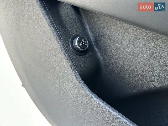 Черный Кадиллак XT5, объемом двигателя 3.6 л и пробегом 114 тыс. км за 24950 $, фото 15 на Automoto.ua