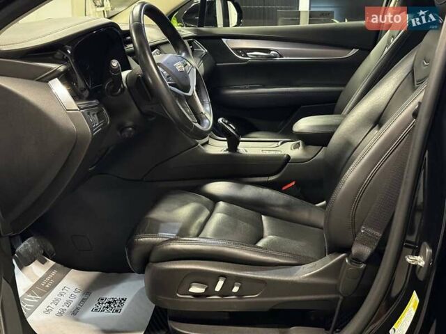 Чорний Каділак XT5, об'ємом двигуна 3.65 л та пробігом 78 тис. км за 23500 $, фото 29 на Automoto.ua