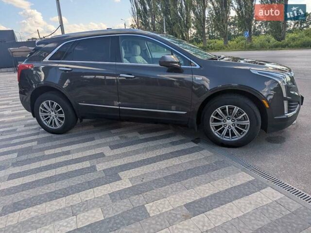 Черный Кадиллак XT5, объемом двигателя 3.6 л и пробегом 118 тыс. км за 17200 $, фото 7 на Automoto.ua