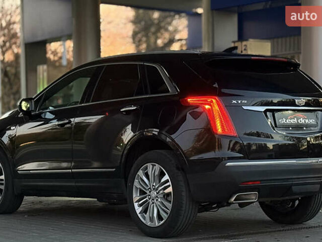 Чорний Каділак XT5, об'ємом двигуна 3.65 л та пробігом 175 тис. км за 21999 $, фото 4 на Automoto.ua