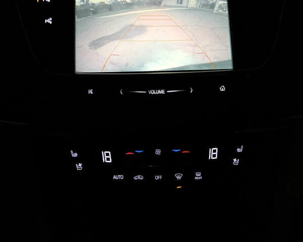 Чорний Каділак XT5, об'ємом двигуна 3.65 л та пробігом 175 тис. км за 21999 $, фото 16 на Automoto.ua