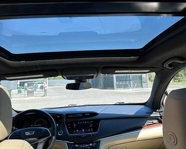 Черный Кадиллак XT5, объемом двигателя 3.65 л и пробегом 175 тыс. км за 22200 $, фото 17 на Automoto.ua