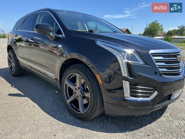 Черный Кадиллак XT5, объемом двигателя 3.6 л и пробегом 170 тыс. км за 20550 $, фото 1 на Automoto.ua