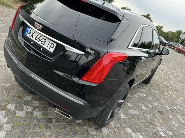 Чорний Каділак XT5, об'ємом двигуна 3.6 л та пробігом 173 тис. км за 20500 $, фото 3 на Automoto.ua