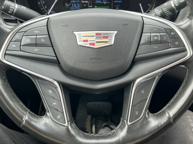 Чорний Каділак XT5, об'ємом двигуна 3.6 л та пробігом 173 тис. км за 20500 $, фото 7 на Automoto.ua