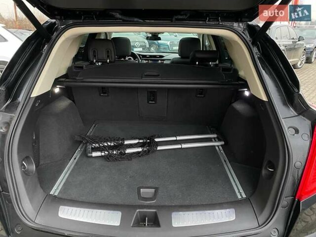 Чорний Каділак XT5, об'ємом двигуна 3.65 л та пробігом 33 тис. км за 29900 $, фото 26 на Automoto.ua