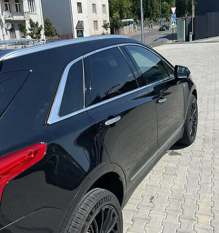 Чорний Каділак XT5, об'ємом двигуна 3.6 л та пробігом 55 тис. км за 25500 $, фото 6 на Automoto.ua