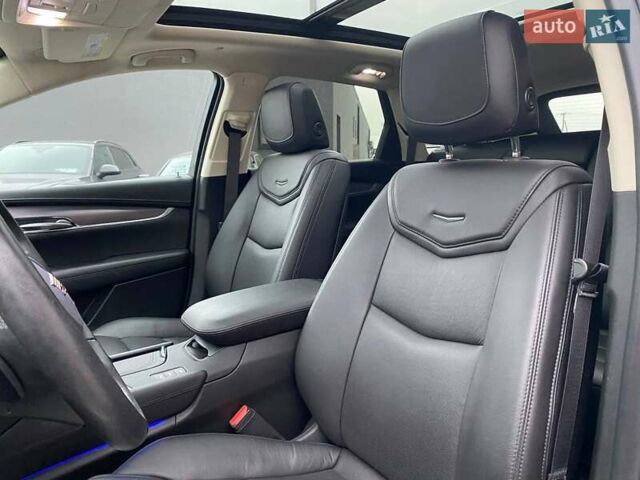 Черный Кадиллак XT5, объемом двигателя 3.65 л и пробегом 33 тыс. км за 29900 $, фото 19 на Automoto.ua