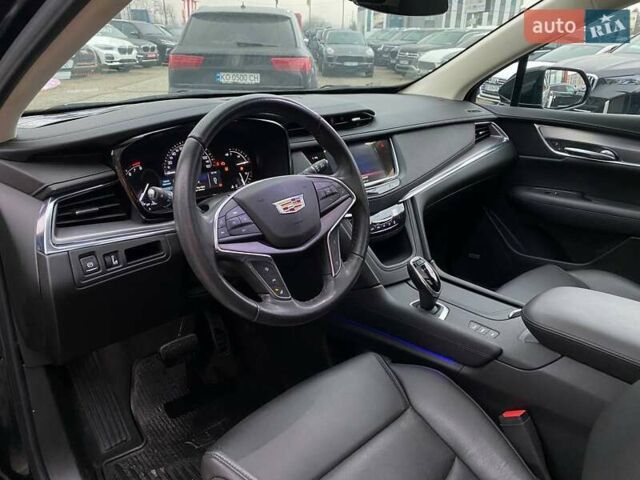 Черный Кадиллак XT5, объемом двигателя 3.65 л и пробегом 33 тыс. км за 29900 $, фото 10 на Automoto.ua