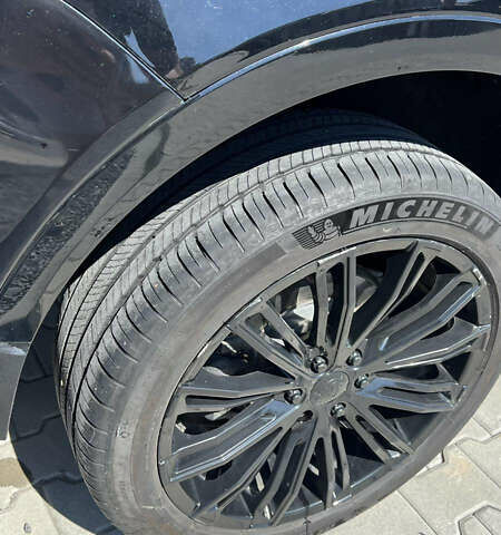Чорний Каділак XT5, об'ємом двигуна 3.6 л та пробігом 55 тис. км за 25500 $, фото 11 на Automoto.ua