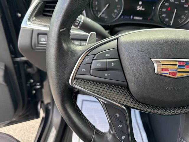 Черный Кадиллак XT5, объемом двигателя 3.6 л и пробегом 43 тыс. км за 6200 $, фото 15 на Automoto.ua