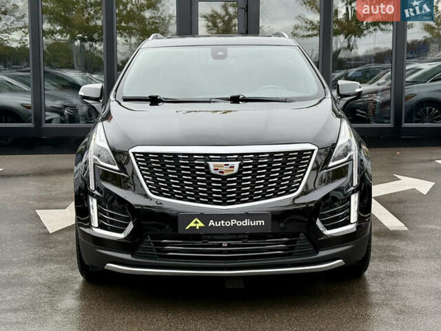 Черный Кадиллак XT5, объемом двигателя 2 л и пробегом 95 тыс. км за 22500 $, фото 5 на Automoto.ua