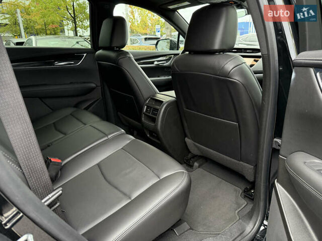Черный Кадиллак XT5, объемом двигателя 2 л и пробегом 95 тыс. км за 22500 $, фото 49 на Automoto.ua