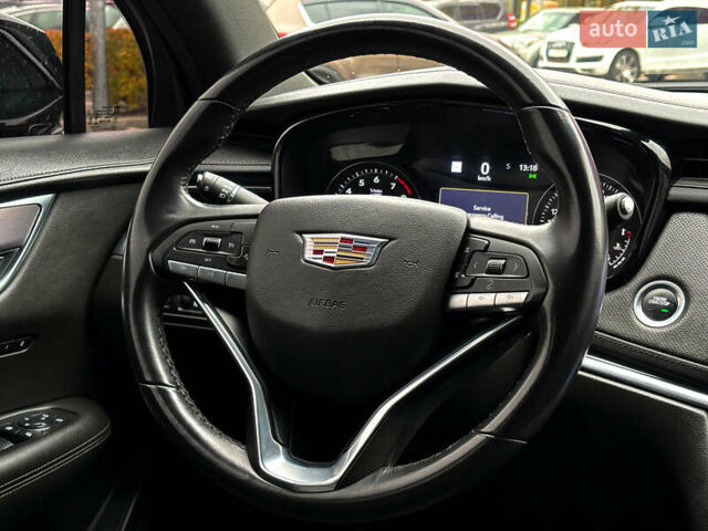 Чорний Каділак XT5, об'ємом двигуна 2 л та пробігом 82 тис. км за 38900 $, фото 30 на Automoto.ua