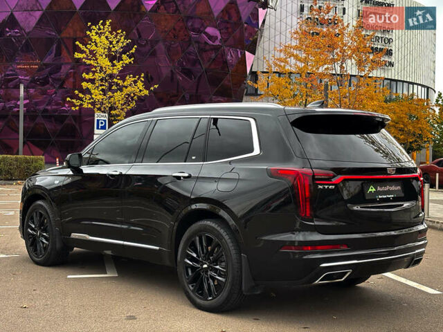 Чорний Каділак XT5, об'ємом двигуна 2 л та пробігом 82 тис. км за 38900 $, фото 10 на Automoto.ua