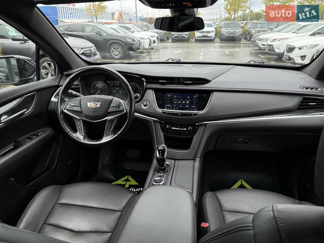 Черный Кадиллак XT5, объемом двигателя 2 л и пробегом 95 тыс. км за 22500 $, фото 51 на Automoto.ua