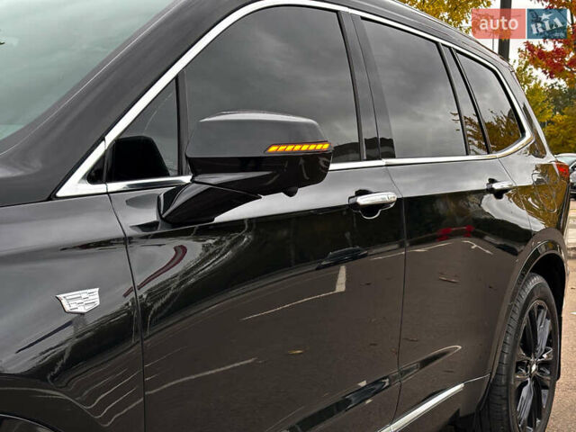 Чорний Каділак XT5, об'ємом двигуна 2 л та пробігом 82 тис. км за 38900 $, фото 37 на Automoto.ua