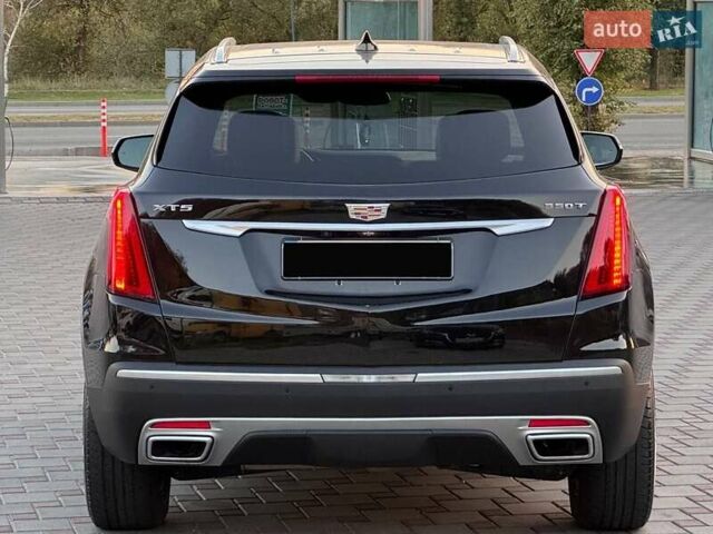 Черный Кадиллак XT5, объемом двигателя 2 л и пробегом 90 тыс. км за 21900 $, фото 8 на Automoto.ua