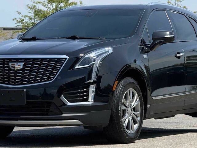 Чорний Каділак XT5, об'ємом двигуна 3.6 л та пробігом 27 тис. км за 7000 $, фото 2 на Automoto.ua