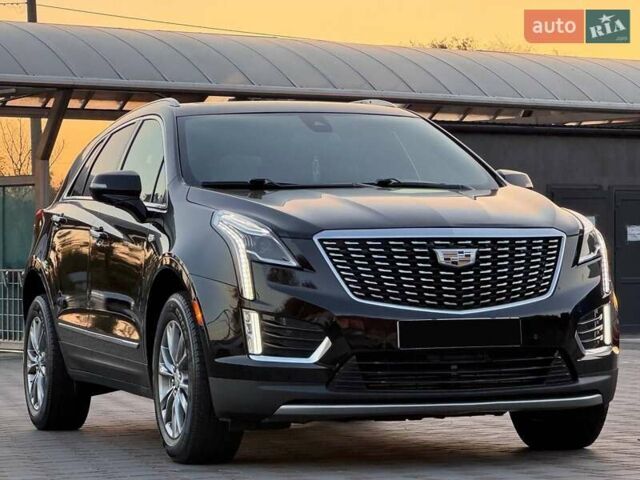 Черный Кадиллак XT5, объемом двигателя 2 л и пробегом 90 тыс. км за 21900 $, фото 1 на Automoto.ua
