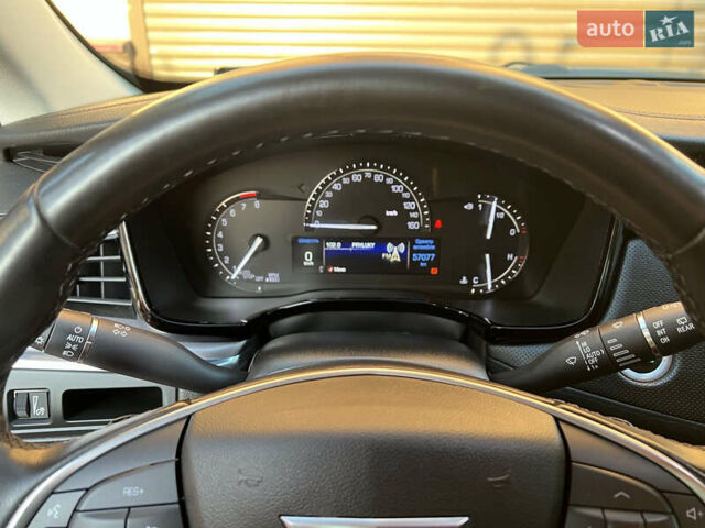 Коричневый Кадиллак XT5, объемом двигателя 3.6 л и пробегом 57 тыс. км за 24500 $, фото 4 на Automoto.ua